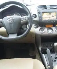 TOYOTA RAV 4 RAV4 Crossover 2.2 D-Cat A/T 150 CV Executive