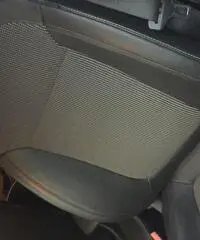 Vendo opel astra 2011