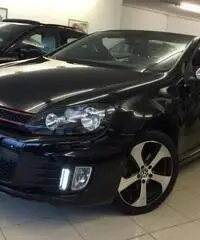 VOLKSWAGEN Golf CABRIO 1.6 TDI Sport + Pack Sport GTI