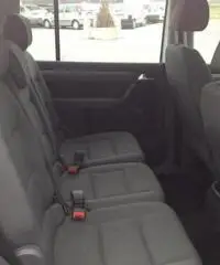 VOLKSWAGEN Touran 1.9 TDI 105CV DPF Conceptline