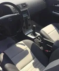 VOLVO C30 2.0 D Momentum