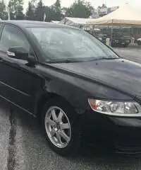 VOLVO V50 D2 POLAR N1