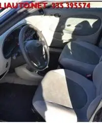 FORD Fiesta 1.2i 16V cat 5 porte Ghia NEOPATENTATI