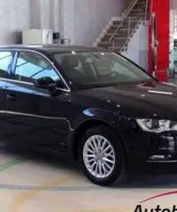 AUDI A3 SPORTBACK 1.6 TDI AMBIENTE AUTOMATICA
