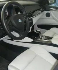 BMW X5 M UNICO PRORIET--KM originali 13'000