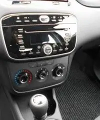 FIAT Punto 1.4 8V 5 porte Easypower Street