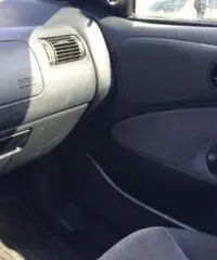 FORD Escort 1.6i 16V cat Station Wagon Ghia