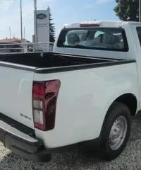 ISUZU D-Max 2.5 Crew Cab Satellite 4WD