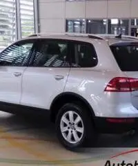 VOLKSWAGEN TOUAREG 3.0 V6 TDI BLUEMOTION 245 CV