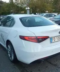ALFA ROMEO Giulia 2.2 Turbodiesel 150 CV Super
