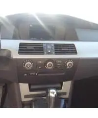 BMW 520 diesel cambio automatico navigatore
