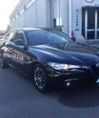 Alfa Romeo Giulia 2.2 Turbo Diesel 150 Cv Business Launch Edition