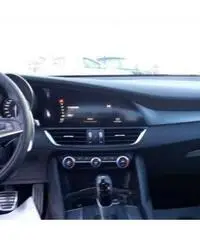 ALFA ROMEO Giulia 2.2 Turbodiesel 180 CV AT8 Super