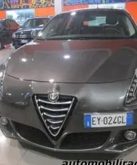 ALFA ROMEO Giulietta 1.6 JTDm-2 105 CV Distinctive