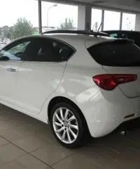 ALFA ROMEO Giulietta 2.0 JTDm-2 140 CV Distinctive
