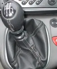 RENAULT Scenic 1.9 dCi Confort Dynamique