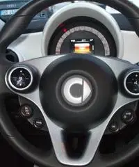 SMART ForFour 70 1.0 Passion