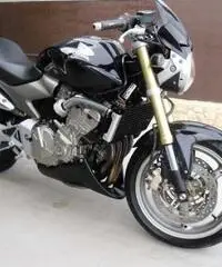 Honda Hornet 600 colore nero - 2006