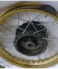 Coppia cerchi con mozzo Yamaha XT prima serie 1986