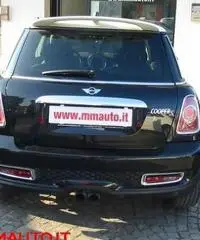MINI Mini Mini 1.6 16V Cooper S( NAVIG-AUTOMATIK- PELLE-)!!!