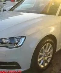 AUDI A3 SPB 1.6 TDI clean diesel Attraction KMO!!!!!