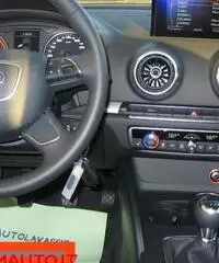 AUDI A3 SPB 1.6 TDI clean diesel Attraction KMO!!!!!