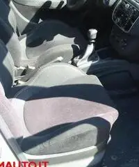 FIAT Punto 1.2 8V 5 porte Lounge EU 6