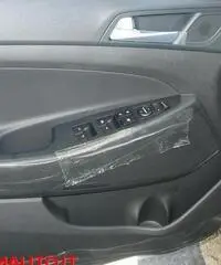 HYUNDAI Tucson 1.7 CRDi XPossible  TETTO APRIBILE!!!