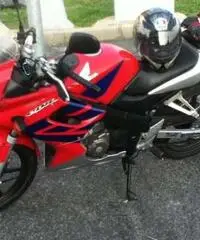 Vendo Honda Cbr R125