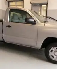 2014 Toyota Tacoma Base 2D cabina regolare RWD