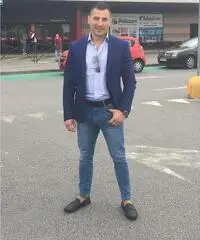 Cerco una donna seria per fare insieme una famiglia.