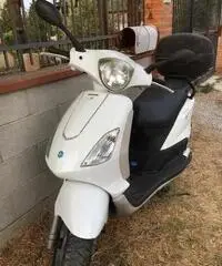 SCOOTER PIAGGIO FLY 150