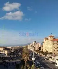 Attico a Viareggio sulla spiaggia