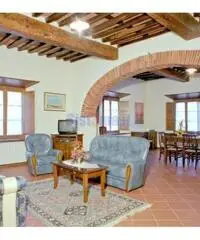 Rustico indipendente con piscina