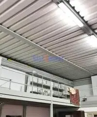 Capannone a Camaiore