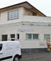 Capannone a Viareggio