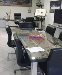 Capannone a Viareggio con carroponte