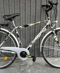 Bici Trekking Uomo AMU28221C 28