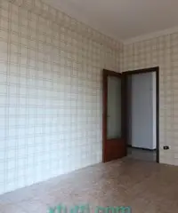 Mq 135 Appartamento via Francesco Accolla piano 2