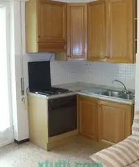 Affittasi arredato privatamente