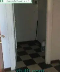 Negozio Tivoli, Via Tiburtina mq 120