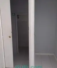 AFFITTASI LOCALE COMMERCIALE In zona Municipio, centralissim