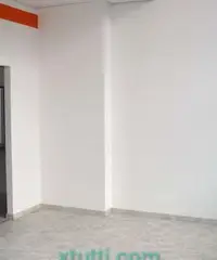 Affittasi ufficio mq. 750 Complesso Atlantic Business Cente