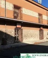 Laboratorio MQ 920 con Uffici e Magazzino