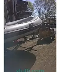 Carrello porta barca