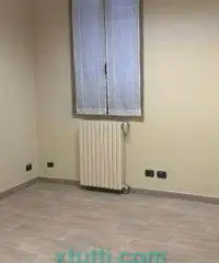 Affittasi capannone artigianale/commerciale Vidigulfo