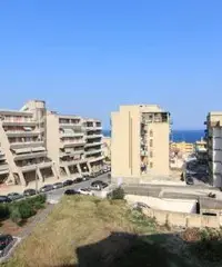 Via Filisto piano 3 mq 120