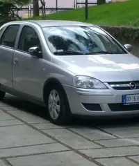 Posto auto in cortile