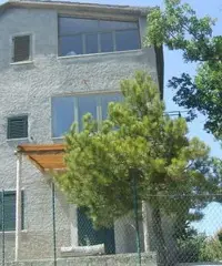 Privato vende immobile indipendente