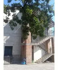 Privato vende immobile indipendente